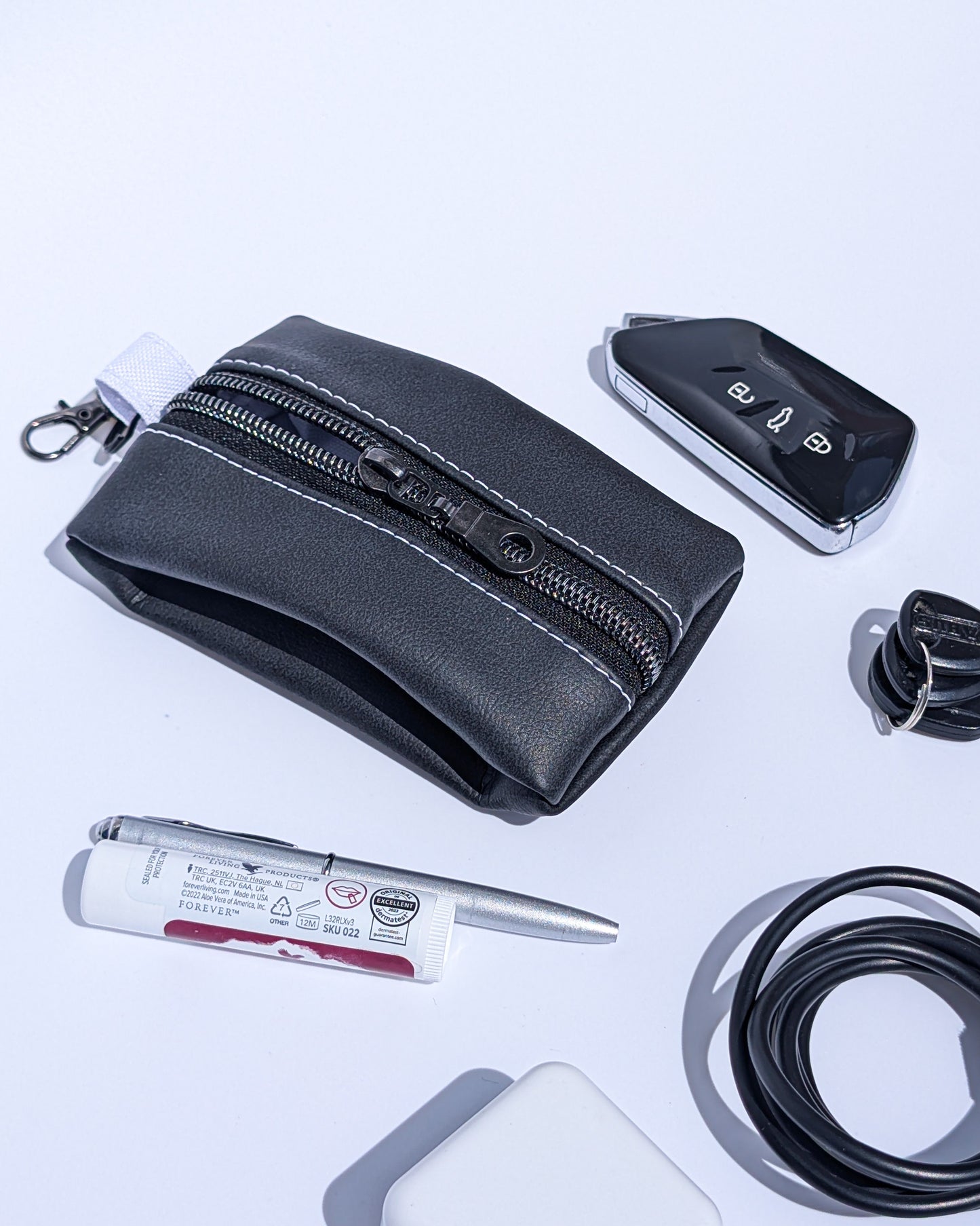 Magnesse Key Pouch - Anthracite - Premium Vegan Leather & Canvas