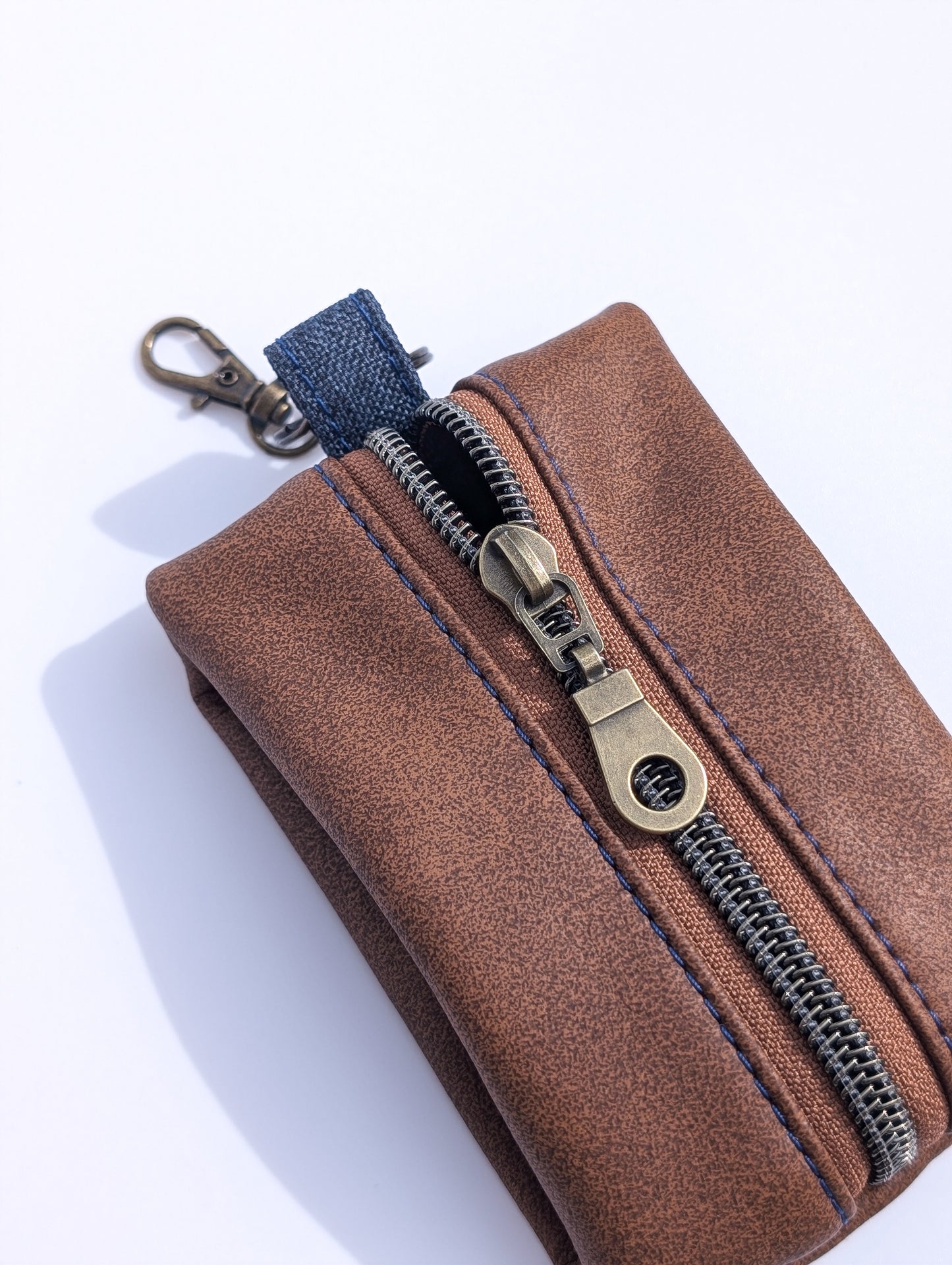 Magnesse Key Pouch - Brown - Premium Vegan Leather & Canvas